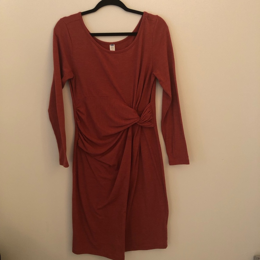 Old Navy Maternity Twist Front Dress Pink Women’s Size Medium Fitted Long-Sleeve
